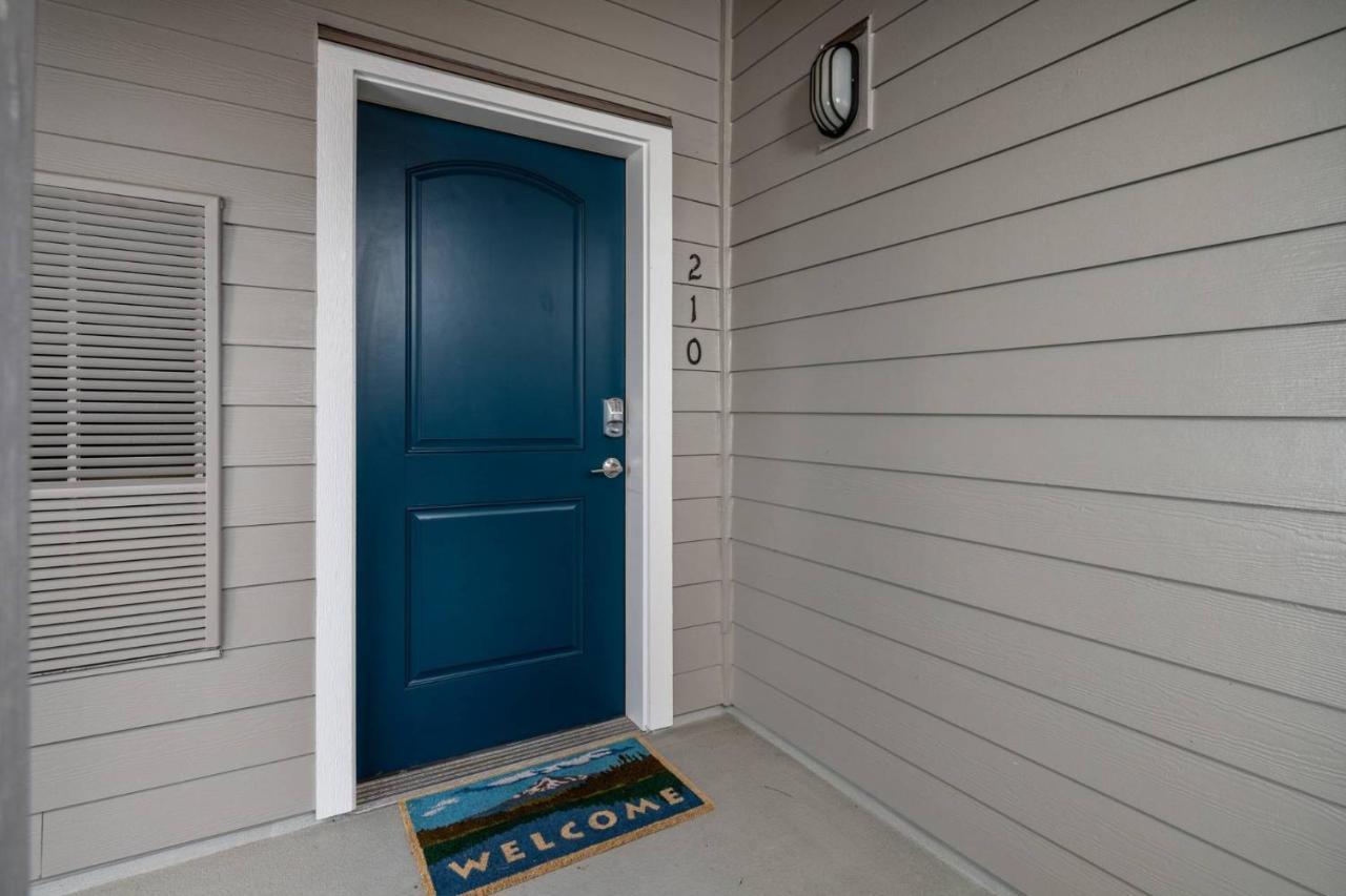 Bridgeport Condo #210 Seaside Exterior photo